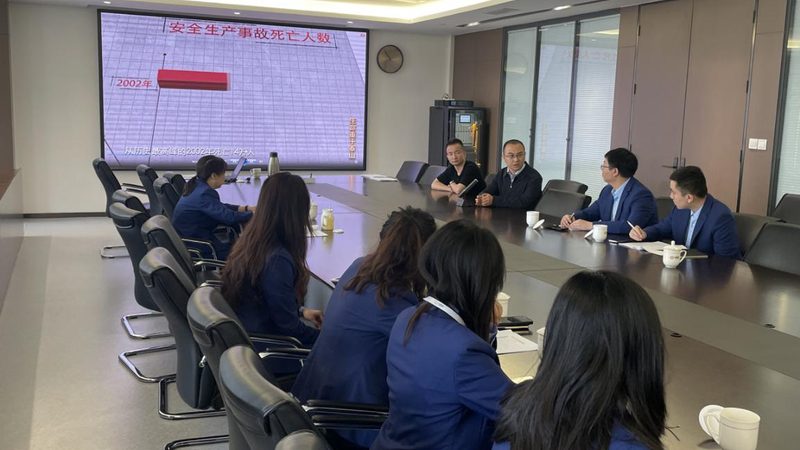 证书含金量主要从以下几个方面进行评估：