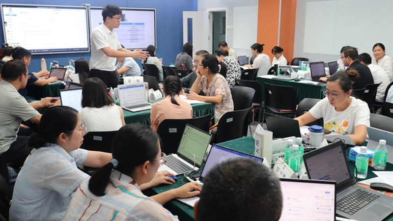 小标题：消防工程师培训的重要性