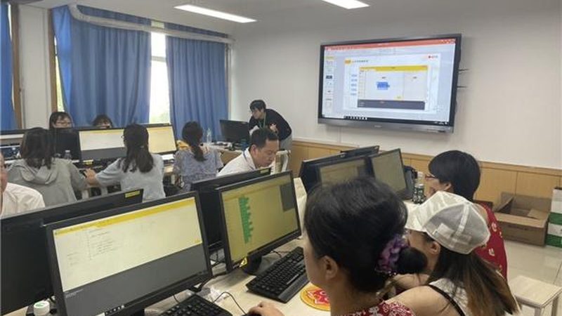 上班族如何平衡工作与教师资格证备考？**